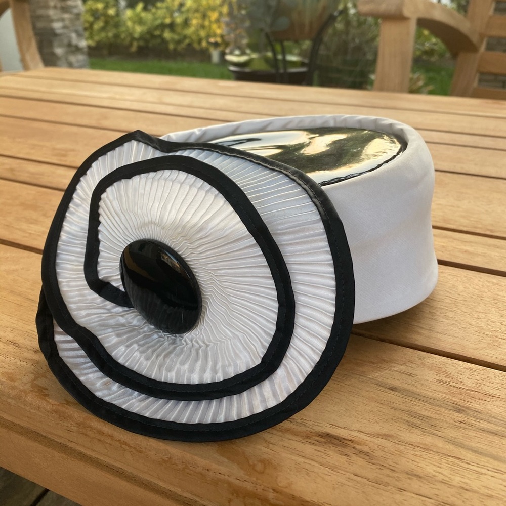 Vintage Eric Javits black white hat fascinator
